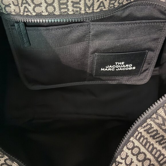 Marc Jacobs  Large The Tote Bag Navy Tan Handbag - Picture 5 of 5